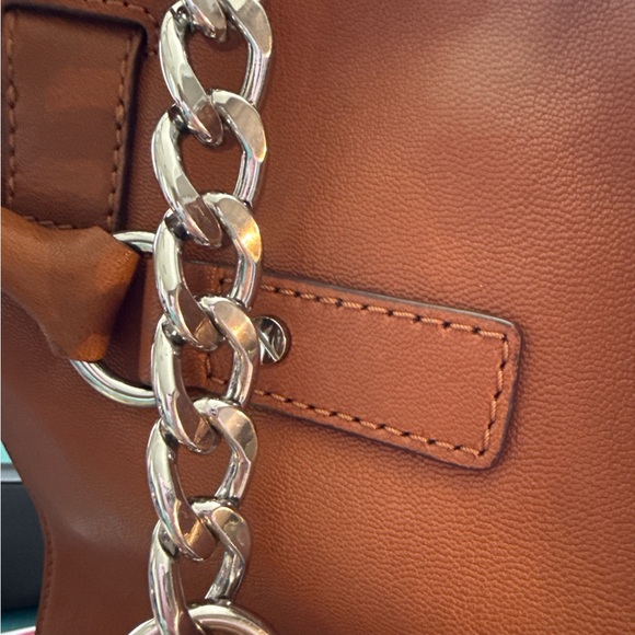 Michael Kors Hamiton Leather Satchel-EUC - Picture 4 of 8